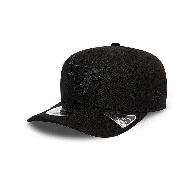 NEW ERA Chicago Bulls Tonal Black 9FIFTY Stretch Snap Cap